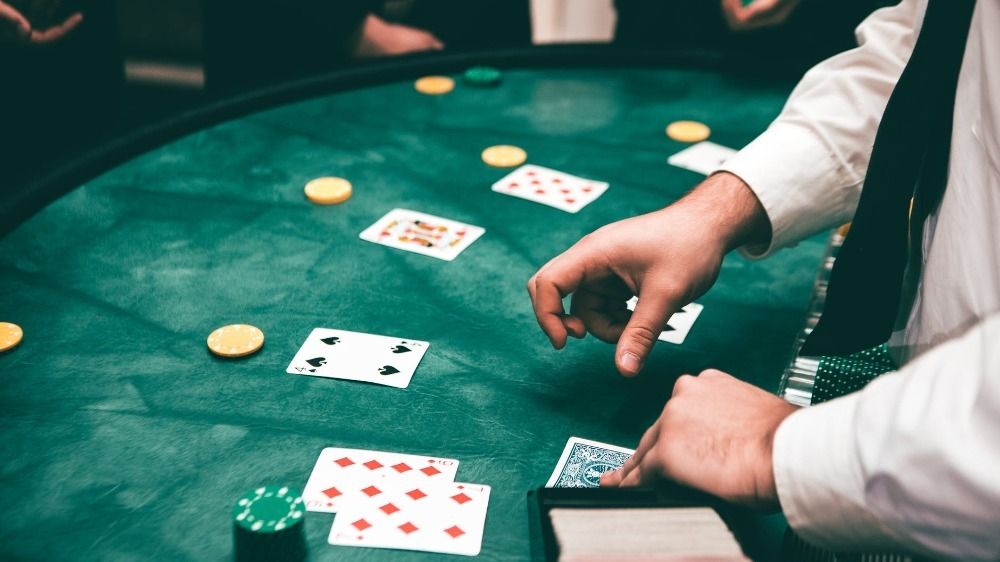 things blackjack dealers say, blackjack dealer