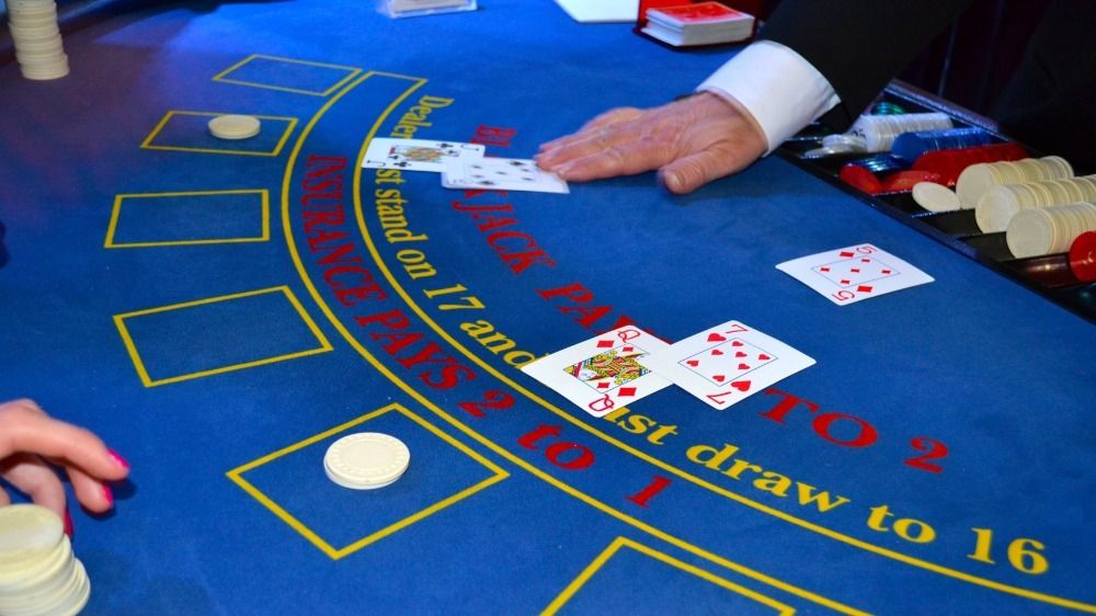 blackjack players